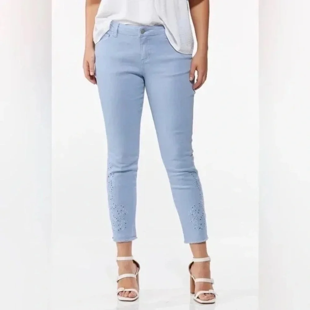 ❄️ Cato | Eyelet Vine Ankle Jeans Various Sizes Available